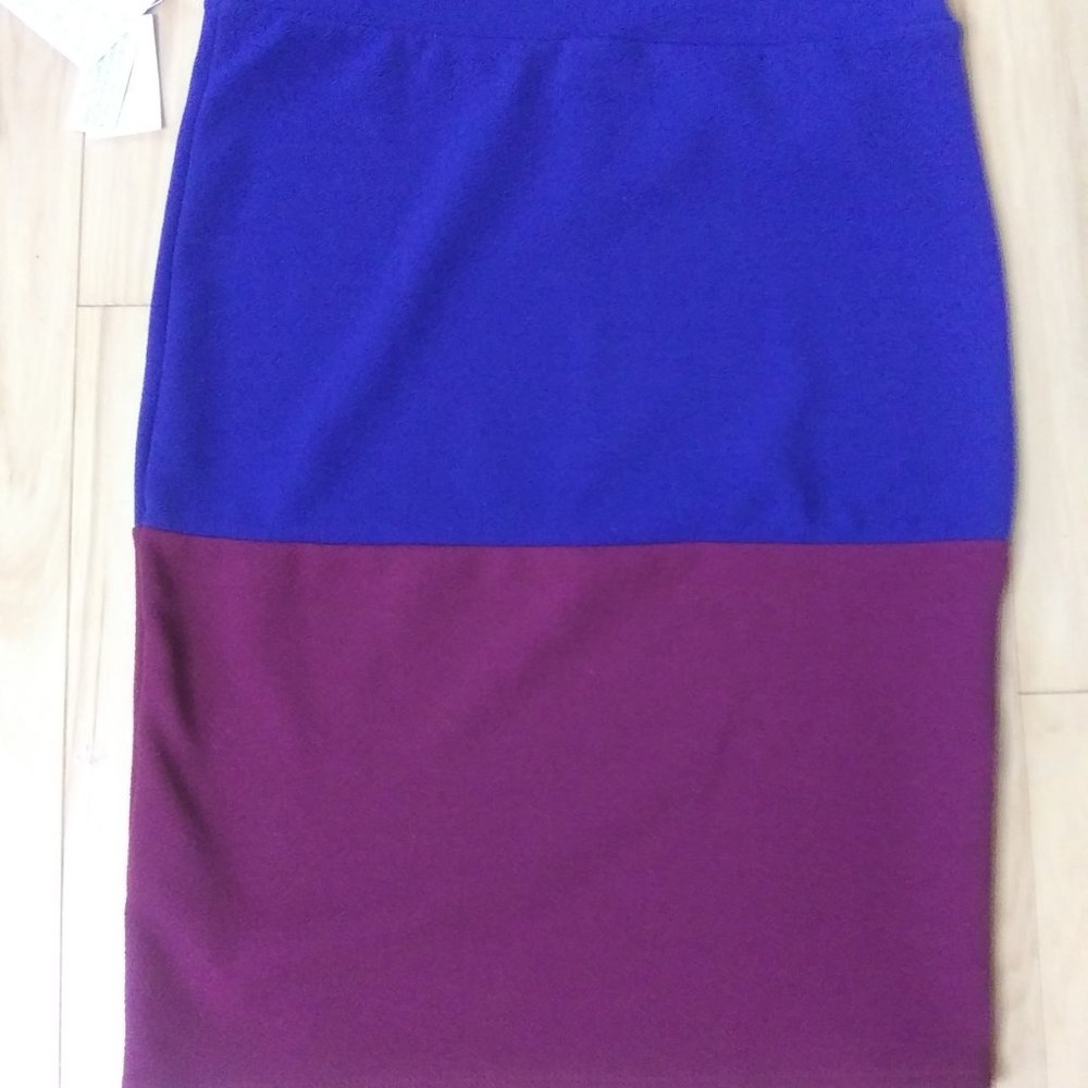 LuLARoe Cassie skirt size S color block Comfy/easy - Picture 2 of 10